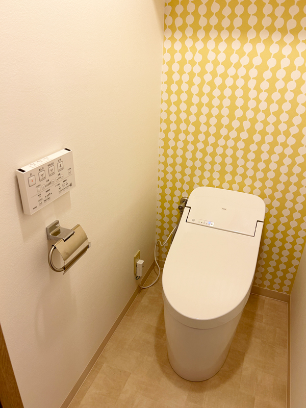 ローシルエットで足元までスリムなフォルムのTOTO GG 港区N様邸 ローシルエットで足元までスリムなフォルムのTOTO GG 港区N様邸